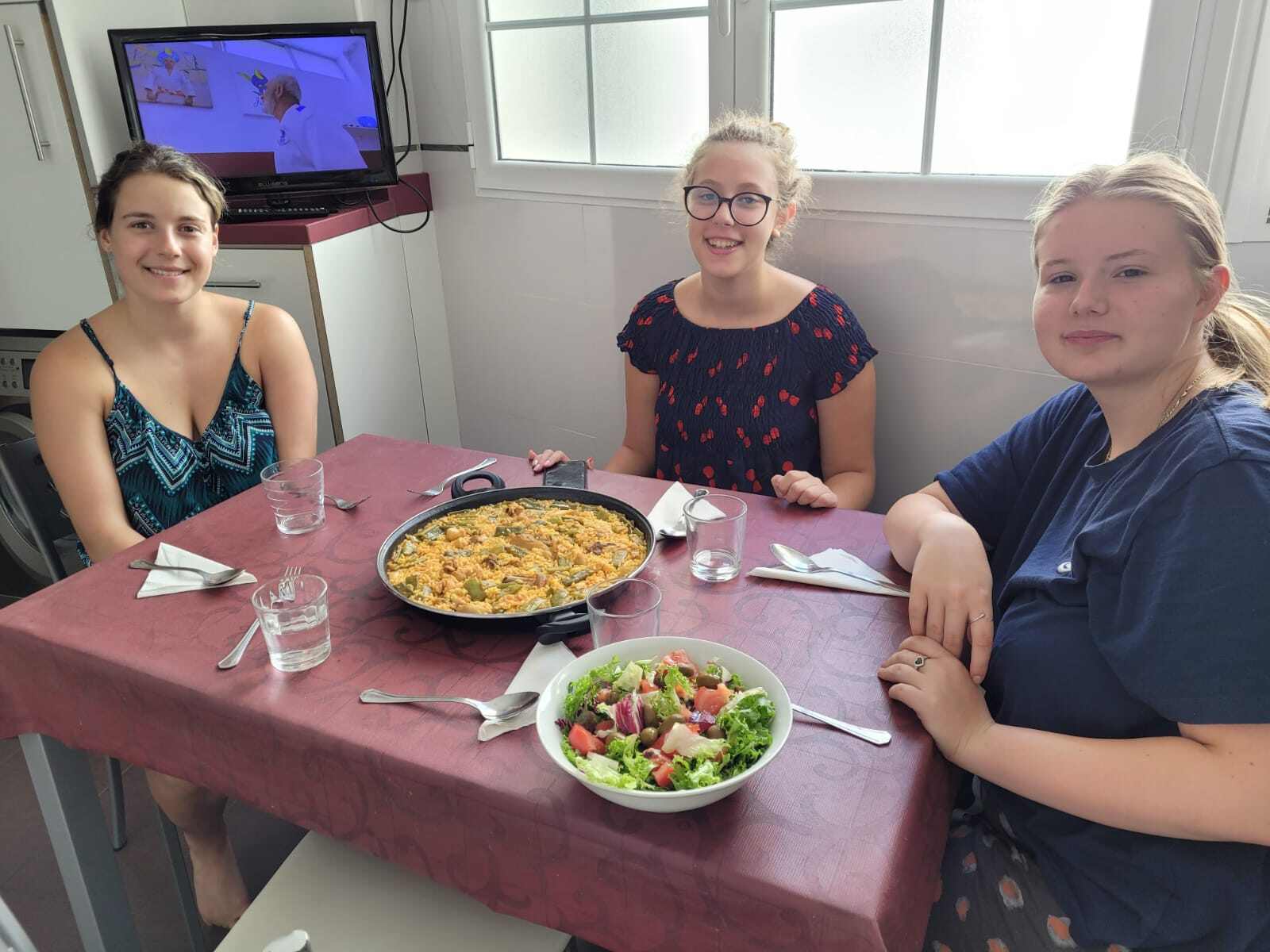 PHOTO-2022-12-17-23-56-11