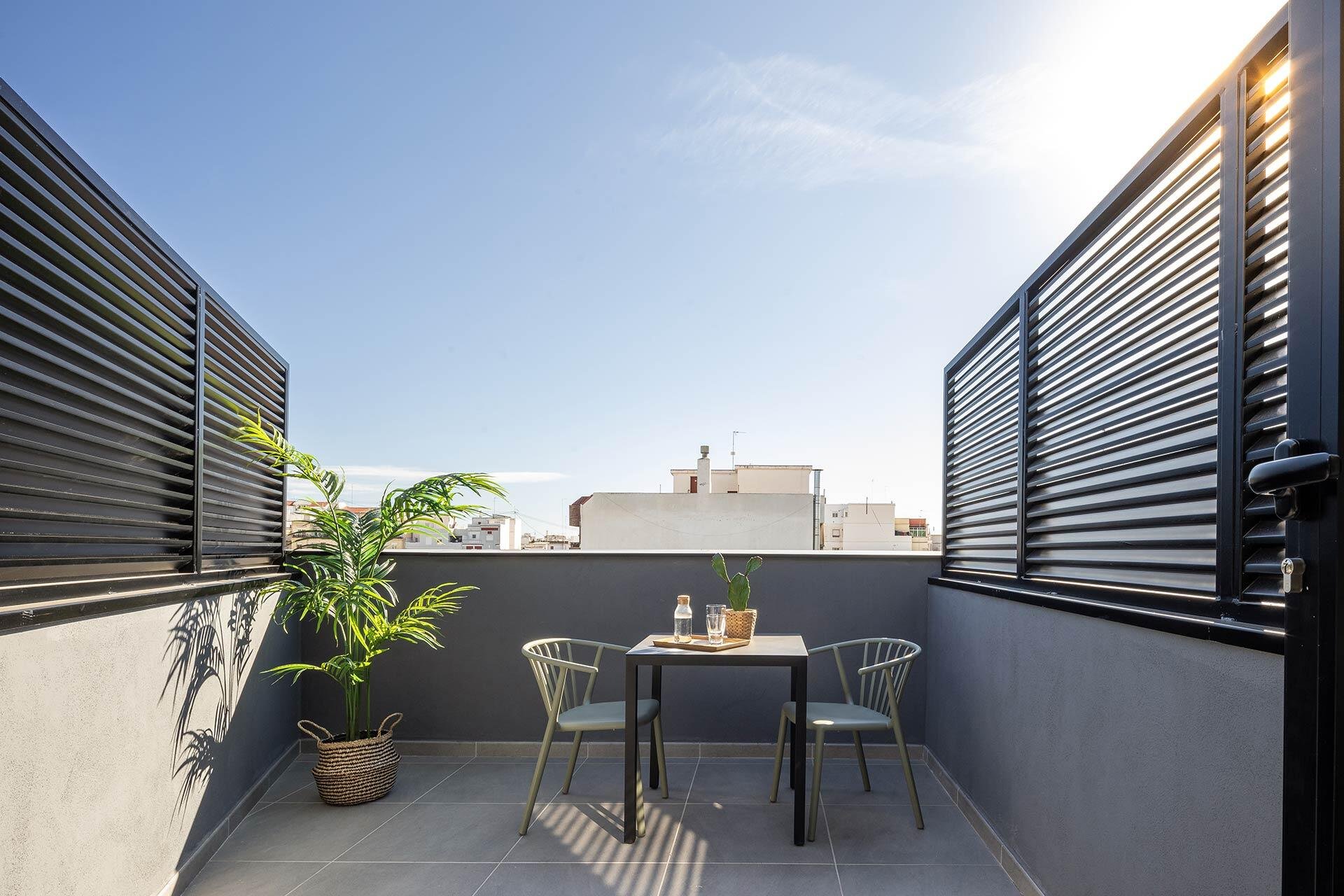 The City--12-terraza